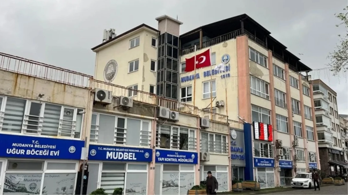 Mudanya Belediye binası tahliye edildi