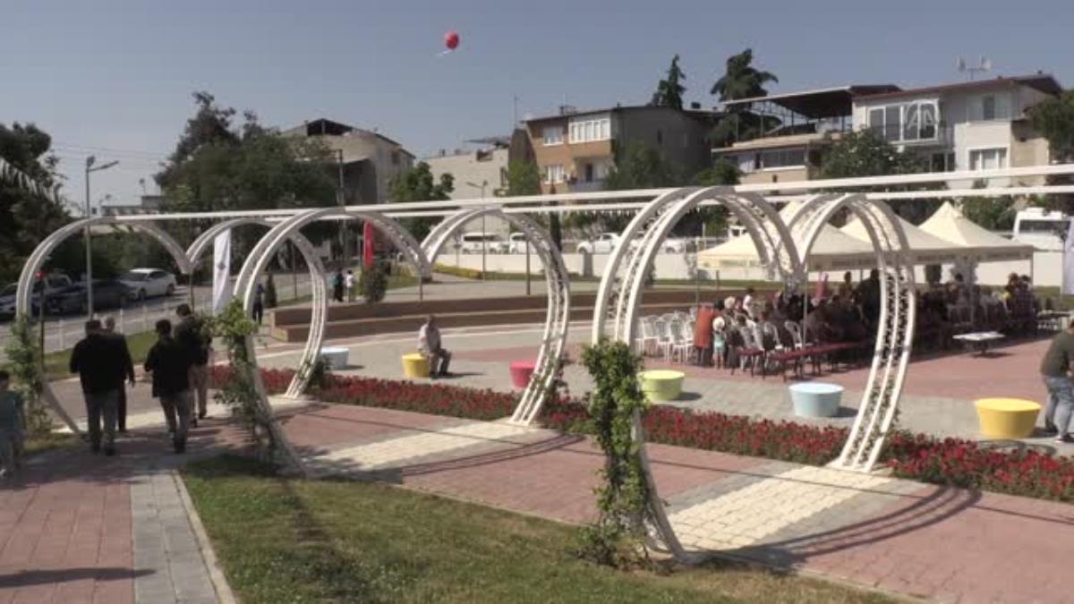 AK Parti'li Efkan Ala, Bursa'da park açılışında konuştu