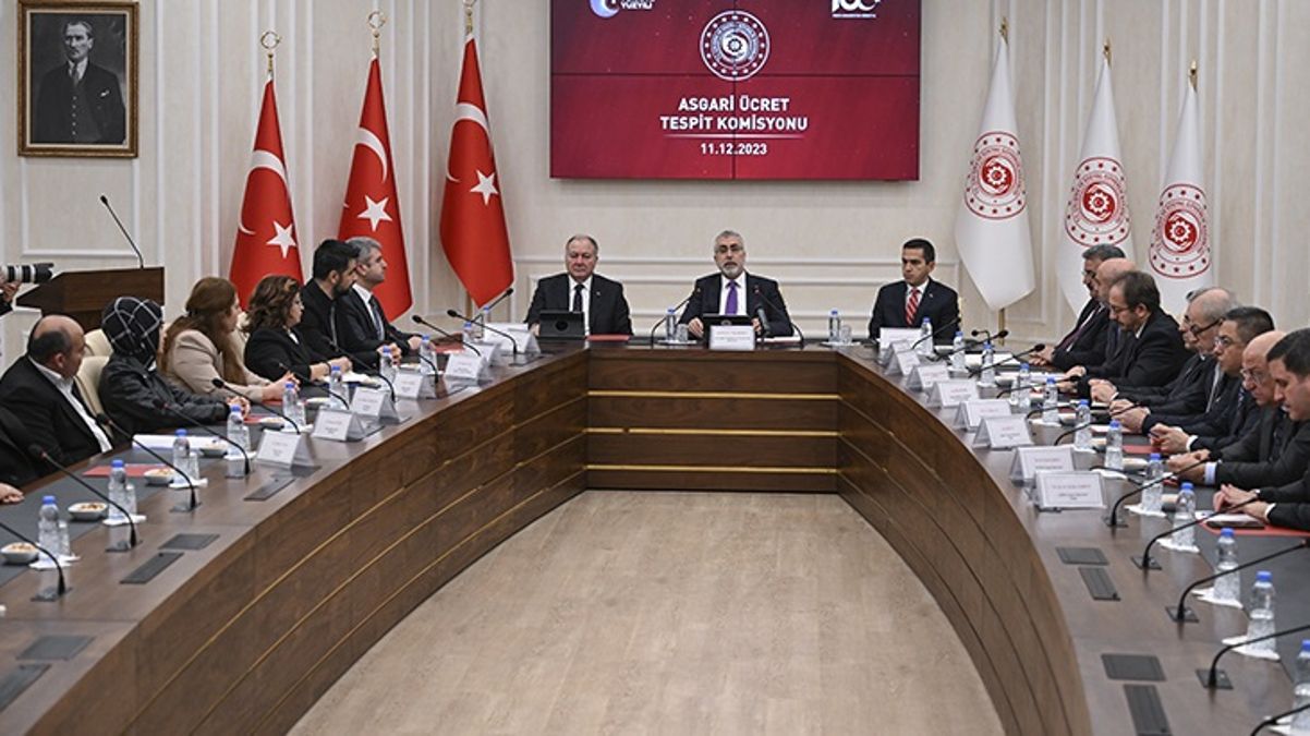 Asgari ücret toplantısının ardından TÜRK-İŞ'ten ilk açıklama: Herhangi bir rakam konuşulmadı