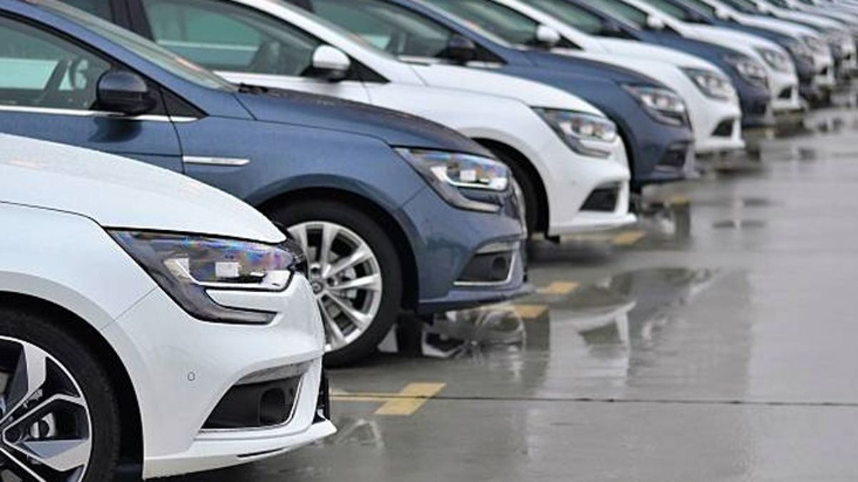 Bakan Bolat: Yıl sonuna kadar sıfır araç fiyatlarında yüzde 20 düşüş olacak