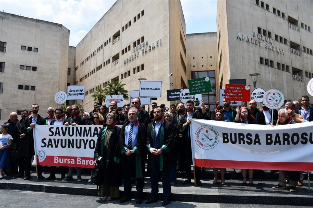 Bursa'da anne ve avukatlarına saldırı: 2 şüpheli tutuklandı