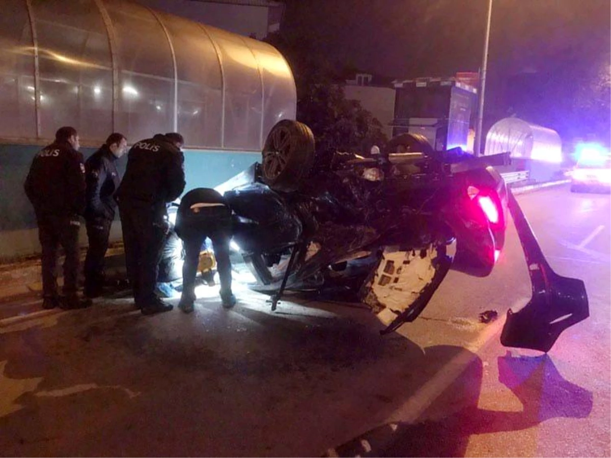 Bursa'da Kontrolden Çıkan Otomobil Kazası: 1 Ölü, 3 Yaralı