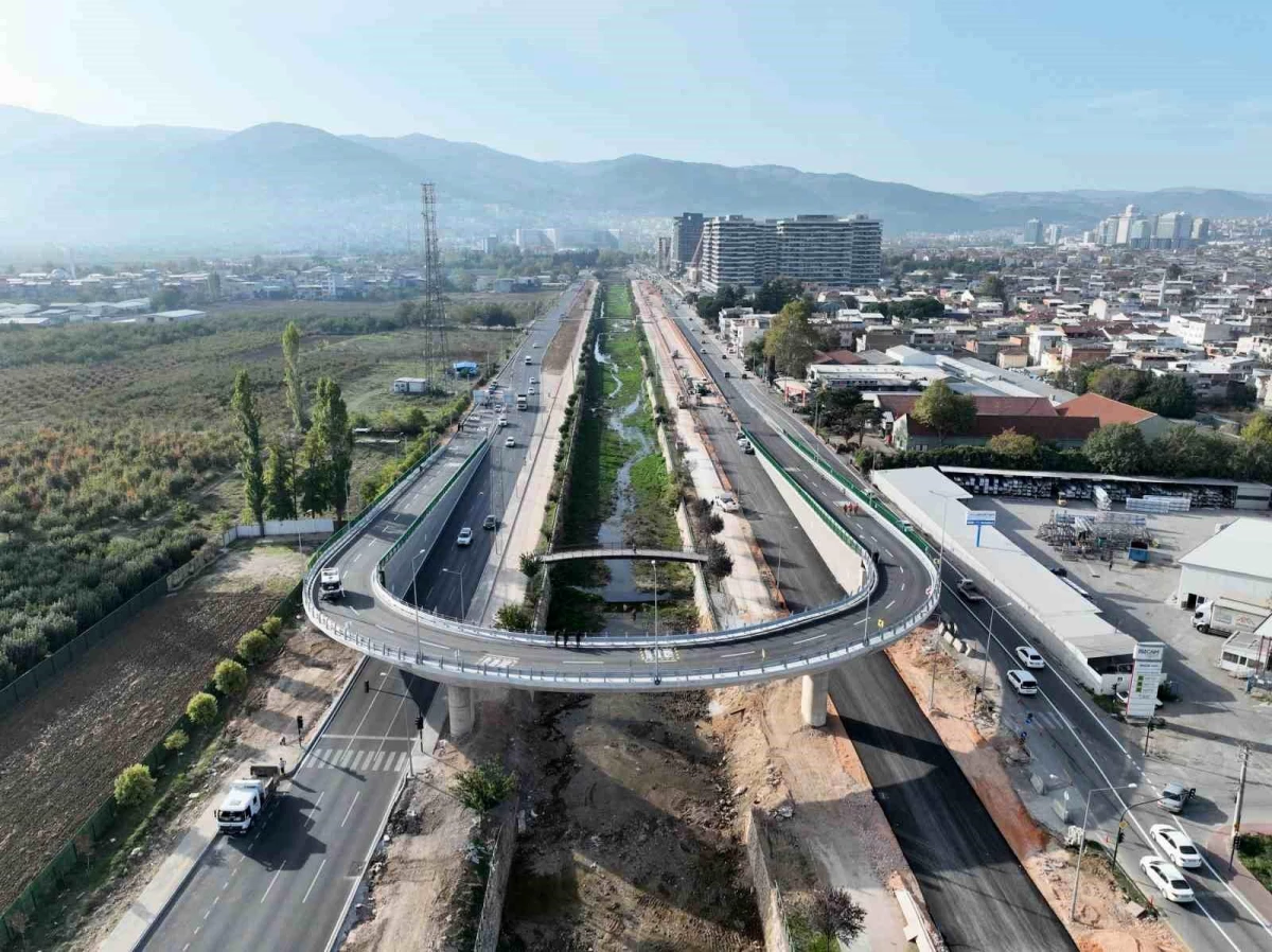 Bursa'da ulaşım yeni köprülerle nefes alıyor
