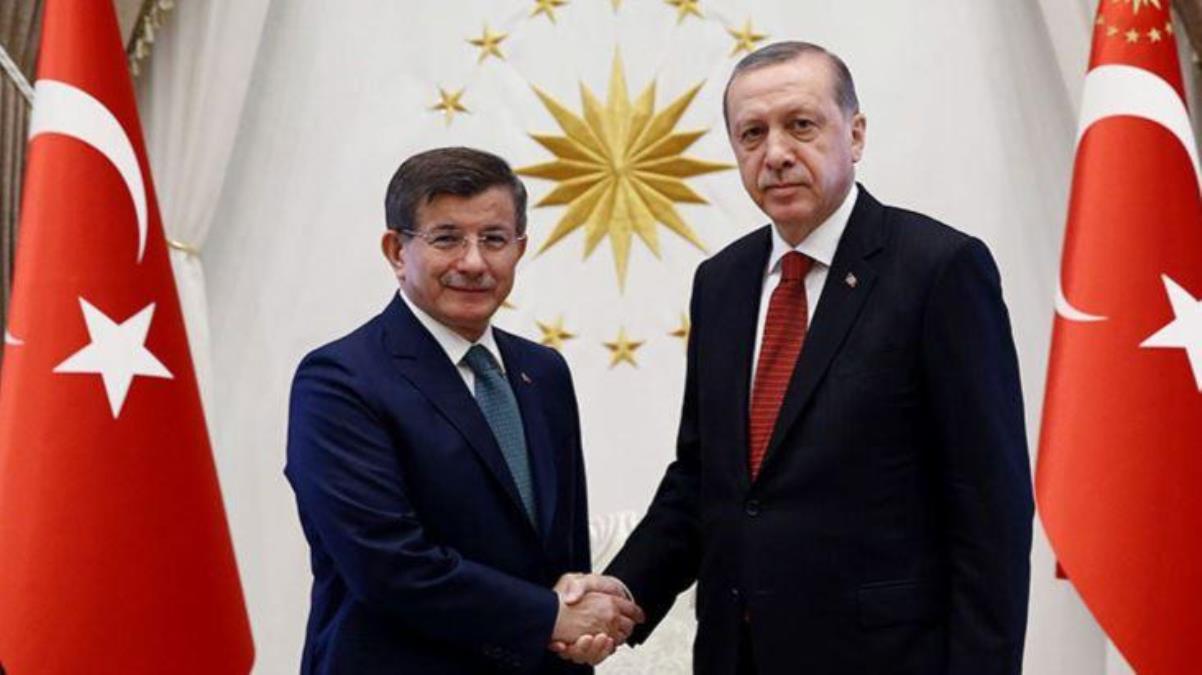 Davutoğlu, Cumhurbaşkanı Erdoğan'la arasında geçen son konuşmayı anlattı: Yanlış olduğunu ifade ettim