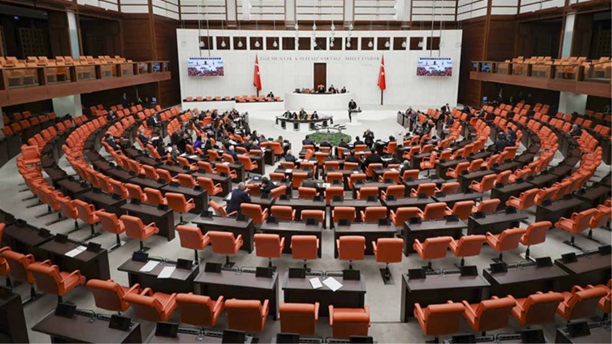DEM Partili vekil Kürtçe konuşunca mikrofonu kapatıldı, Meclis'te ortalık karıştı
