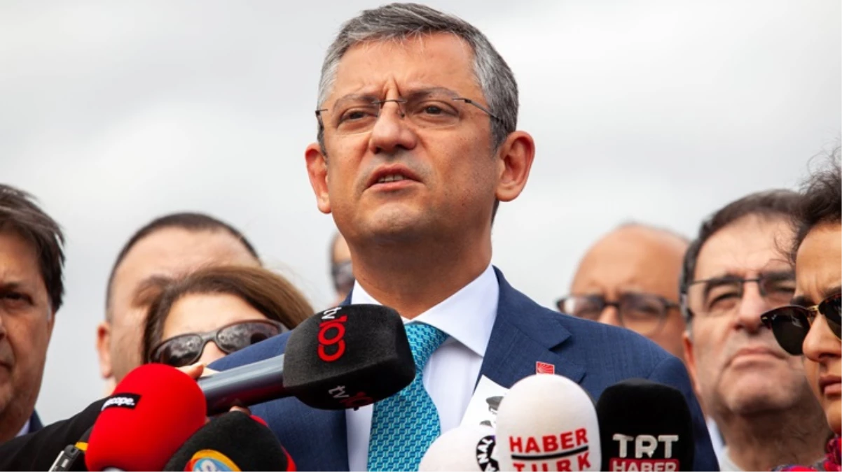 Eczacılıktan genel başkanlığa! CHP lideri Özgür Özel'in bilinmeyenleri