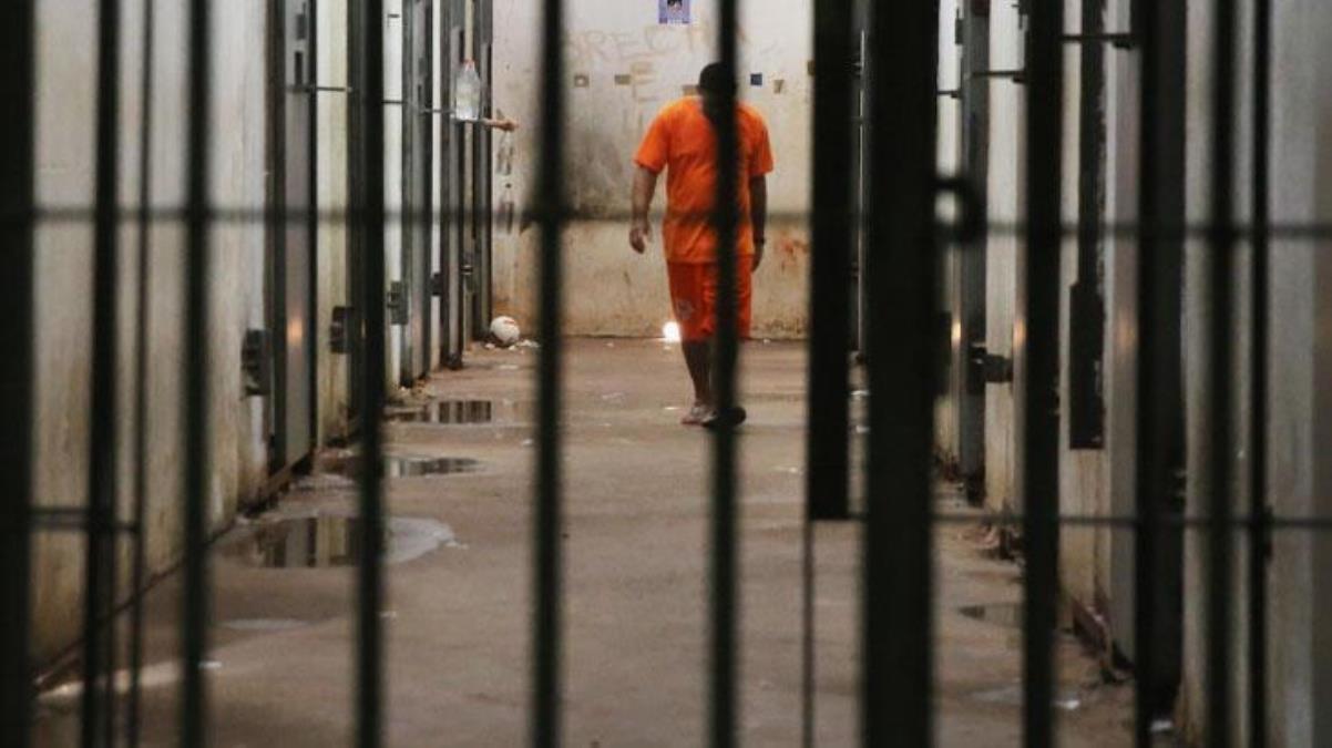 Ekvador'daki bir hapishanede 6 mahkum hücrelerinde asılı halde bulundu