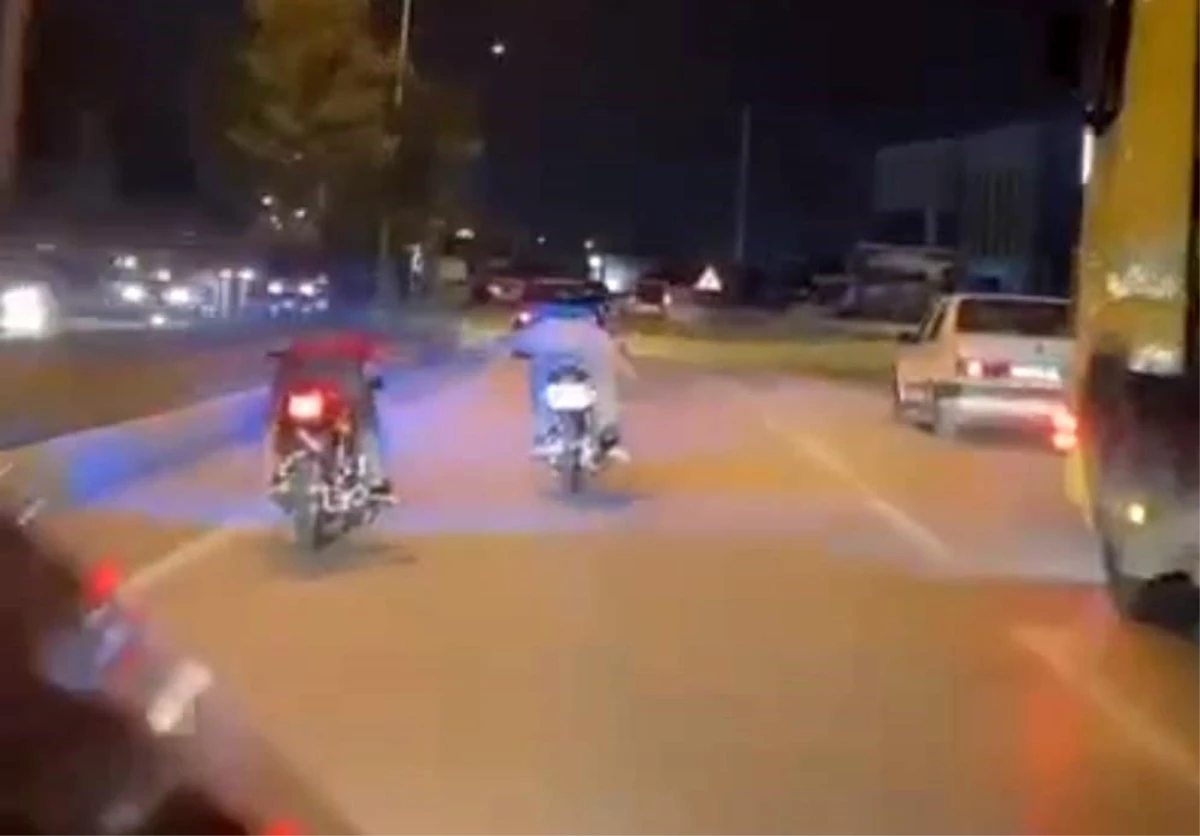 İnegöl'de Tehlikeli Motosiklet Yarışı Kamerada