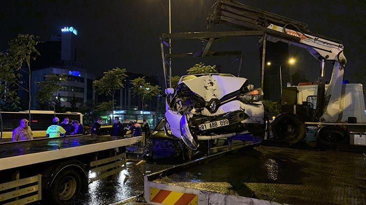 İstanbul'da zincirleme trafik kazası! Yaralılar var