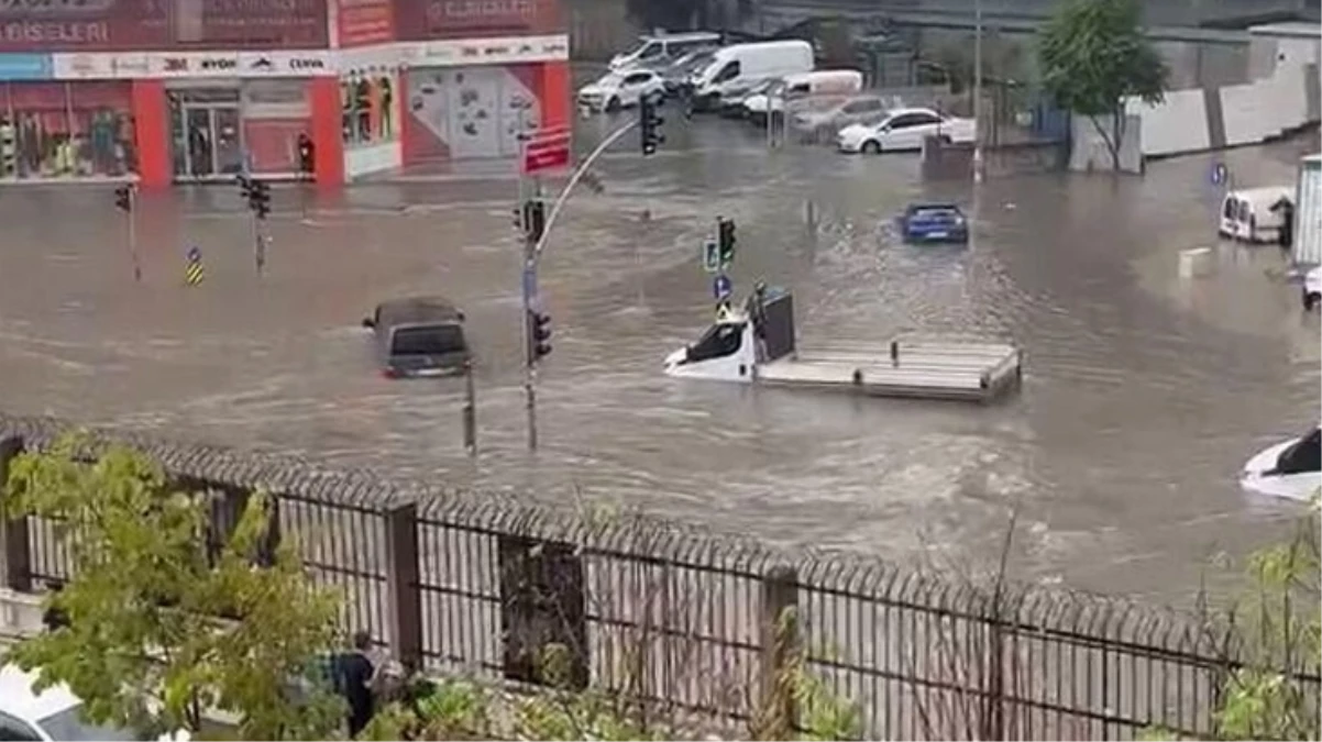 İstanbullular cumartesi gecesine dikkat! Arnavutköy ve Başakşehir hattı yine ağır yağış riski altında