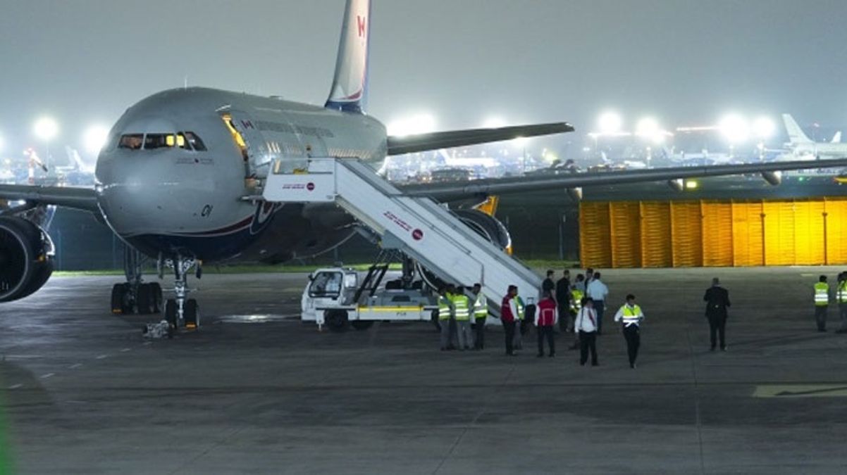 Kanada Başbakanı Trudeau'nun uçağı bozuldu, G20 Zirvesi için geldiği Hindistan'da mahsur kaldı