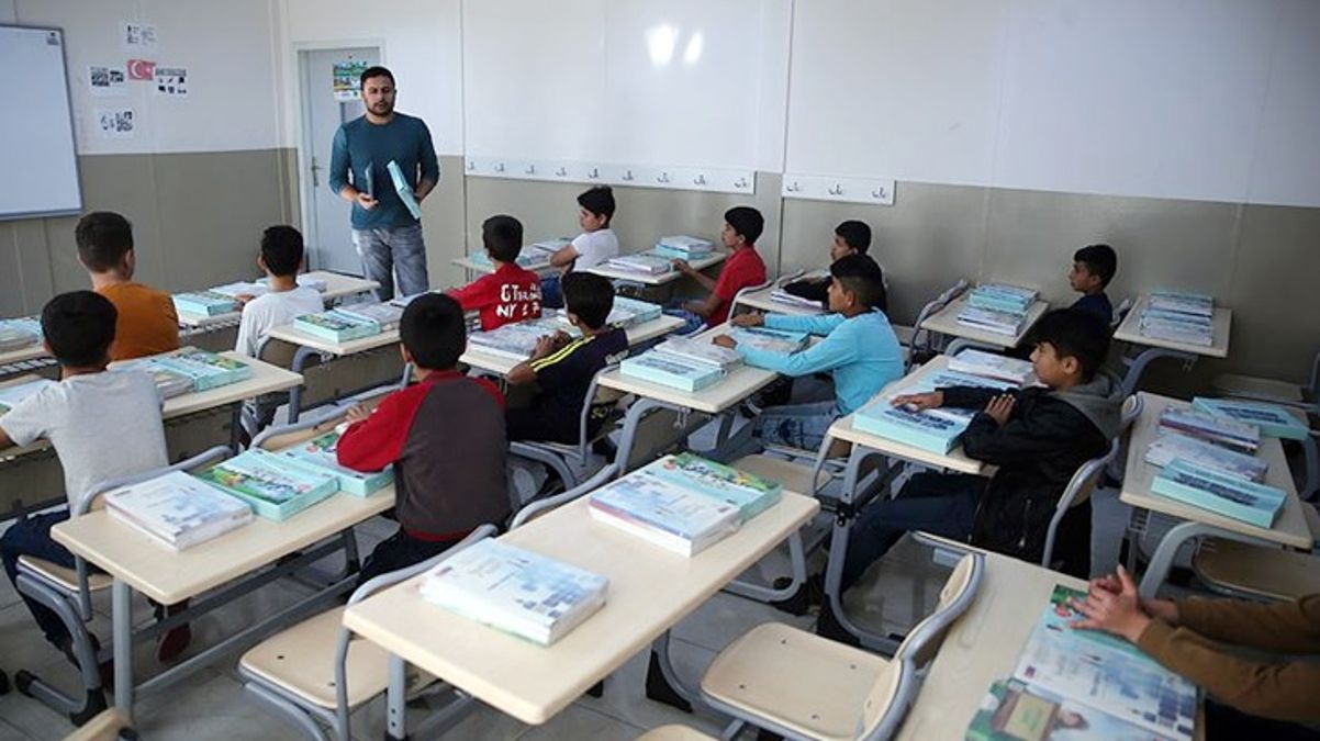 Milli Eğitim Bakanı Tekin: Türkiye'de 790 bin Suriyeli öğrenci var