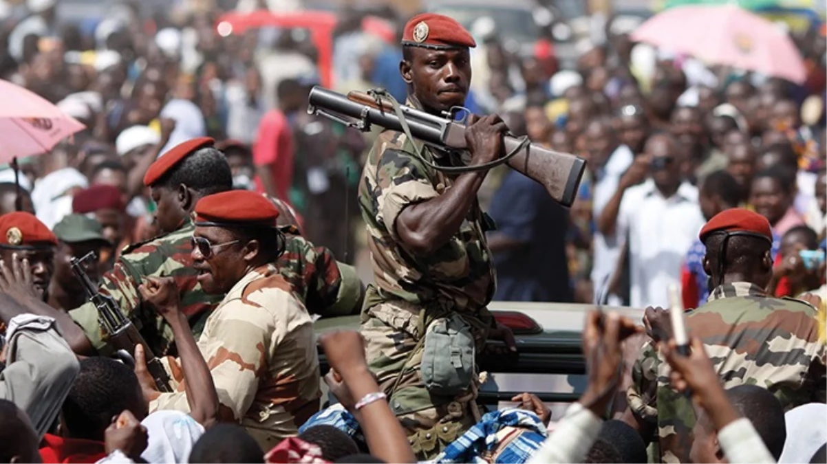 Nijer, ECOWAS'ın askeri müdahale tehdidine karşı alarm durumuna geçti