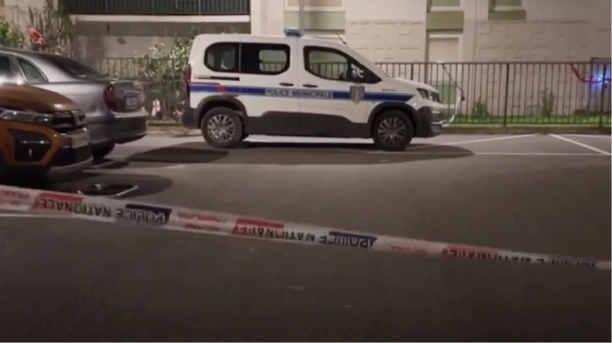Paris'te bir evde 4'ü çocuk 5 kişinin cesedi bulundu