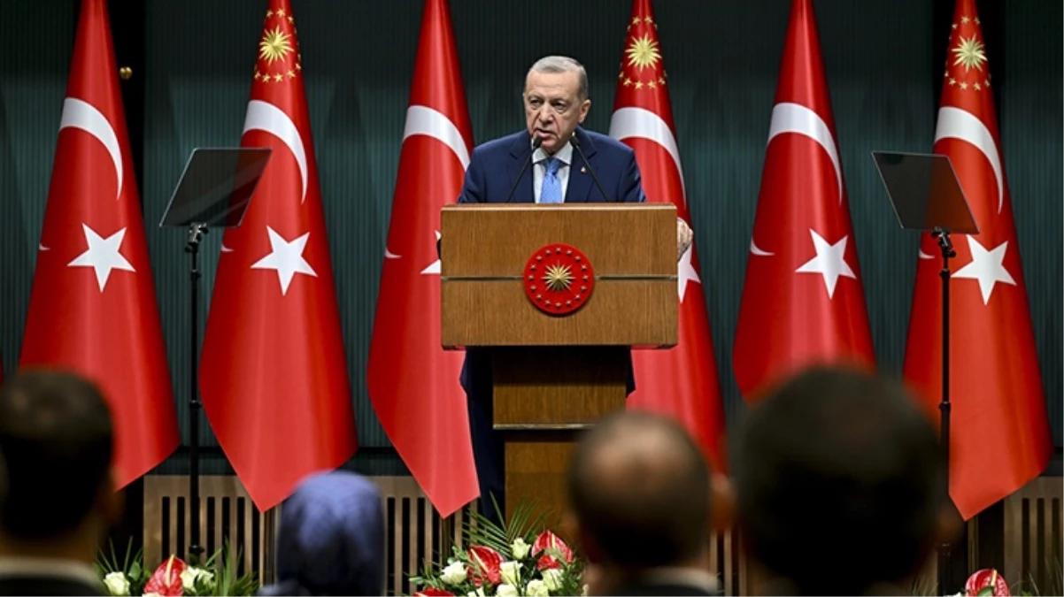Cumhurbaşkanı Erdoğan: Türkiye hayatta kalabilmek için güçlü olmak zorundadır, ordumuzu kuvvetlendirmeye devam edeceğiz