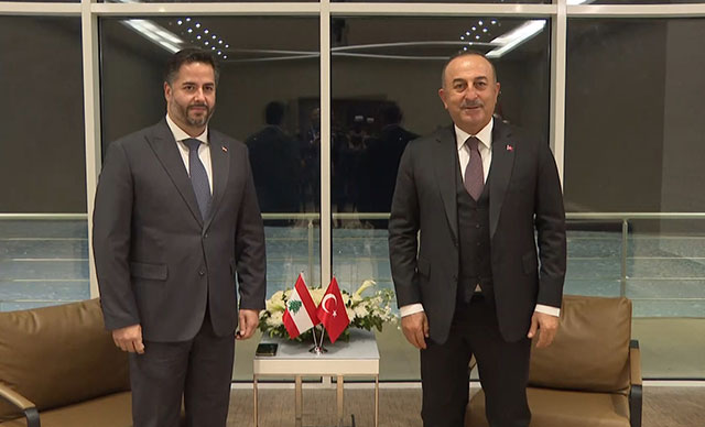 Bakan Çavuşoğlu, Lübnan Ekonomi ve Ticaret Bakanı Amin Salam ile görüştü