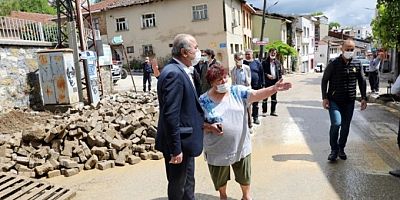 Başkan Türkyılmaz'dan Tirilye'ye geçmiş olsun ziyareti