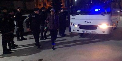 Bursa'da 30 kaçak göçmen yakalandı