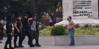Bursa'da Atatürk heykeline çirkin saldırı