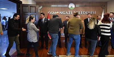 Bursa'da Başkan Dündar, personelle bayramlaştı