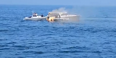 Bursa'da denize açılan teknede yangın çıktı!