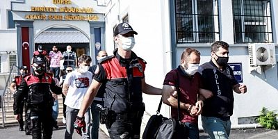 Bursa'da fuhuş operasyonu: 13 şüpheli yakalandı