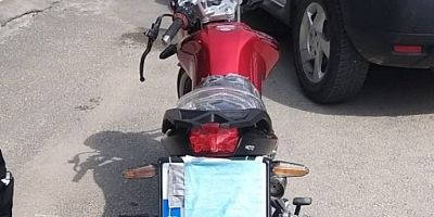 Bursa'da maskeyi motosikletinin plakasına taktı