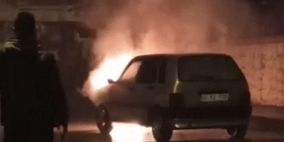 Bursa'da seyir halinde otomobil yandı, sürücü canını zor kurtardı