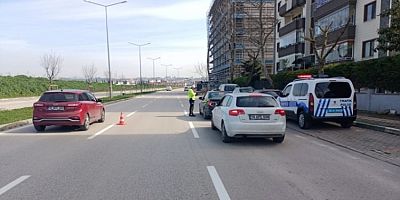 Bursa'da trafik denetimi: 3 bin 176 araç sürücüsüne ceza!