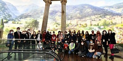 Bursa'da yabancı öğrencilerin fetih yolculuğu