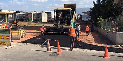 Bursa Güneştepe'de asfalt kaplama çalışmaları