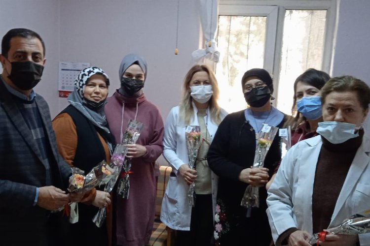 Bursa İznik'te Bal-Göç kadın sağlıkçıları unutmadı