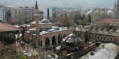 Bursa'nın en eski mabedi Gazi Orhan Bey Camii, ibadete açılıyor