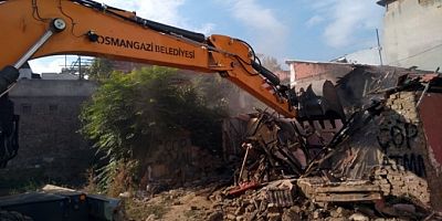 Bursa Osmangazi'de mahallelere nefes aldıran yıkım
