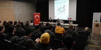 Bursa Osmangazi'de 'Niçin İnsan Hakları' söyleşisi