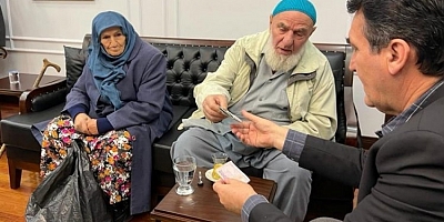 Bursa Osmangazi'de yaşlı çiftten duygulandıran yardım