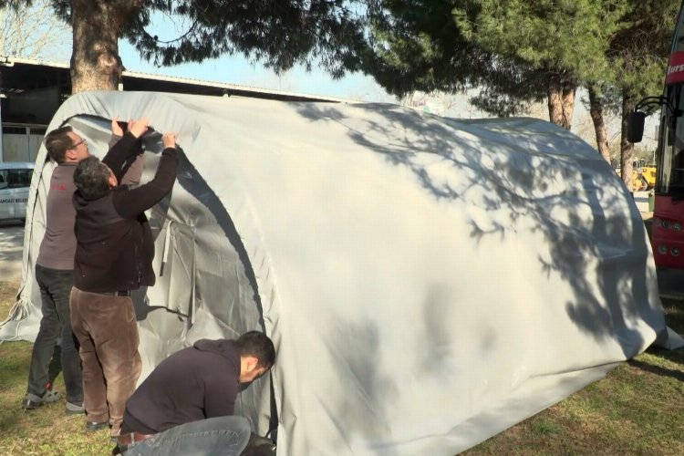 Bursa Osmangazi'den deprem bölgesine çadır desteği
