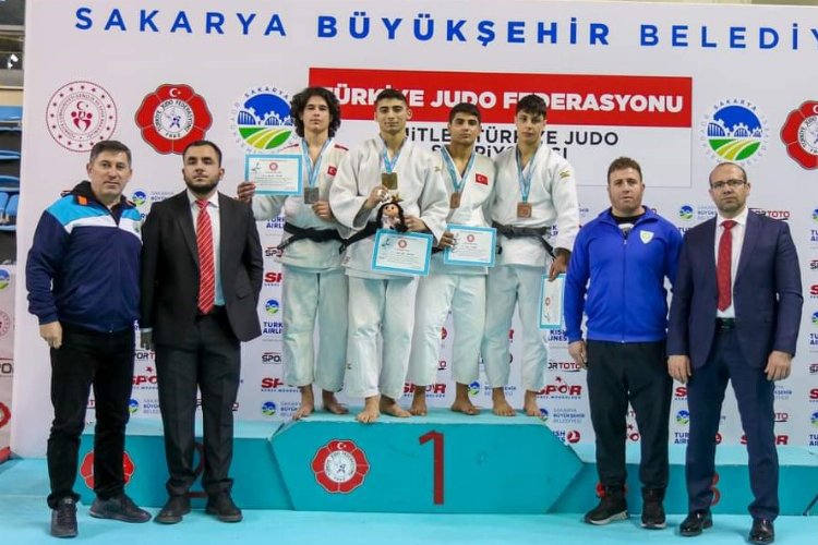 Bursa Osmangazili Judocu Sakarya’yı Salladı