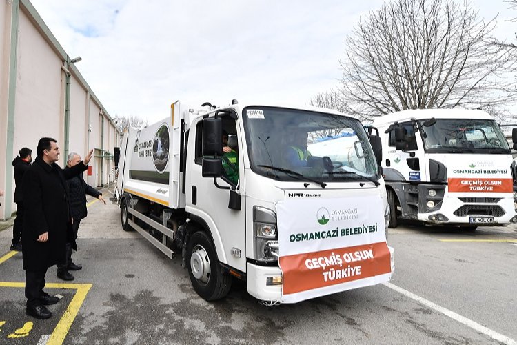 Bursa Osmangazi’nin deprem bölgesine yardım ve destekleri sürüyor