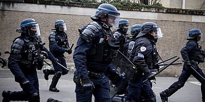 Fransa'da okullar terör tehdidi nedeniyle tahliye edildi