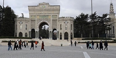 İstanbul Üniversitesi'ndeki dersliklere ziyaretçi girdi iddiasına açıklama