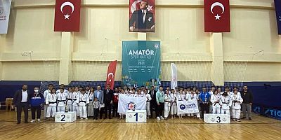 Osmangazili Judocular Üçüncülük Kürsüsünde
