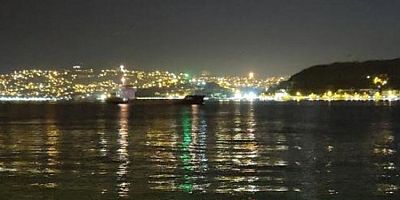 Tahıl gemisi İstanbul Boğazı'nı geçti