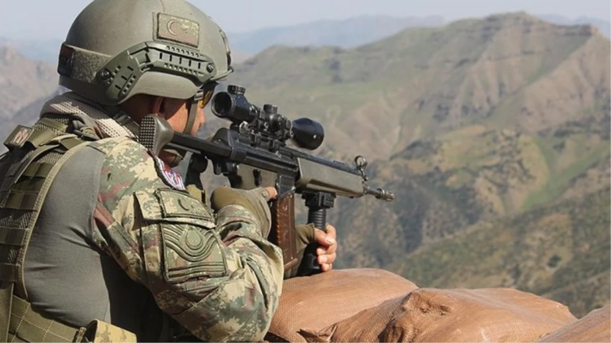 Türk askerinin Irak ve Suriye'deki görev süresinin uzatılmasına ilişkin tezkere TBMM'de