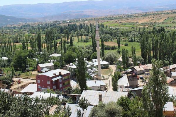 11 kişinin testi pozitif çıkan mahalle karantinada