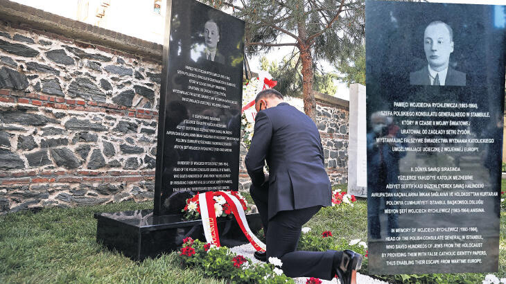 5 bin Yahudi’yi kurtaran konsolosun anıtı dikildi