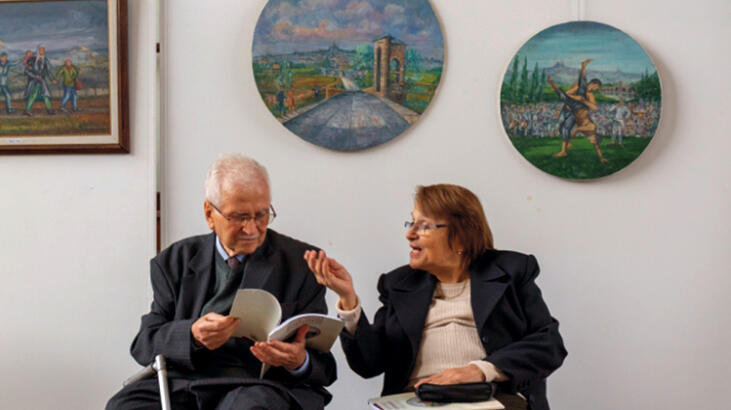 91 yaşındaki Edirneli ressam, koronavirüsü yendi