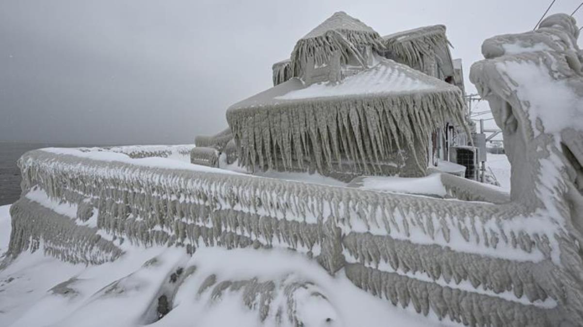 ABD'de kar fırtınasının en çok etkilediği Buffalo'da felaketin boyutları görüntülendi