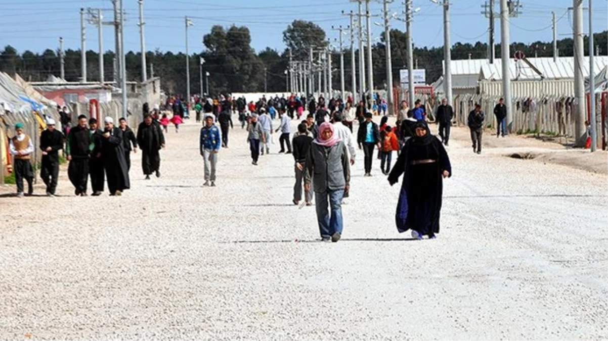 AB'den Türkiye'deki Suriyelilere 1 milyar avro destek taahhüdü