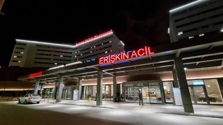 Adana'da kadınların kavgası kanlı bitti! 1 yaralı